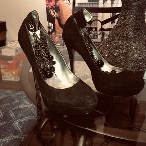 BEBE Braclet Ankle Pumps
